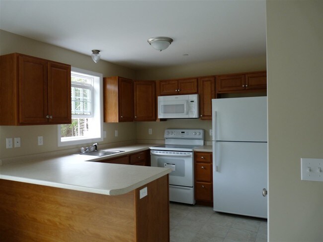 Building Photo - 95 Eagle Ridge Rd