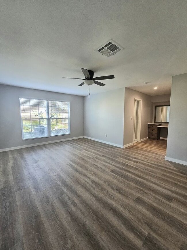 Building Photo - 4319 Baynard Dr