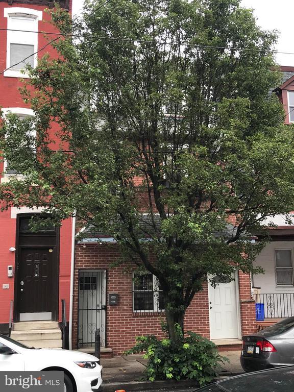 Building Photo - 429 N 40th St