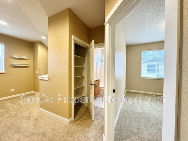 Building Photo - 16847 SW Tempest Way