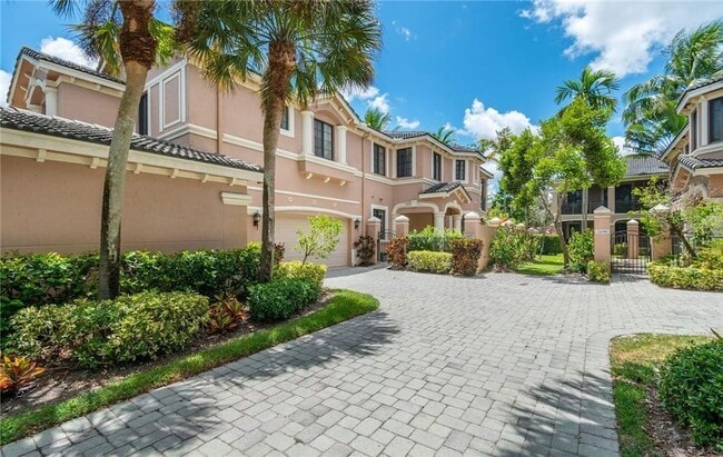 Building Photo - 2692 Center Ct Dr