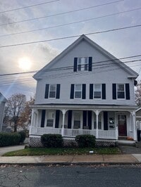 Building Photo - 40 Rice St