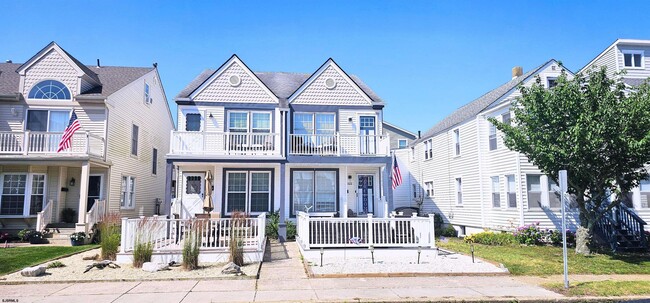 Primary Photo - 322 38th St S