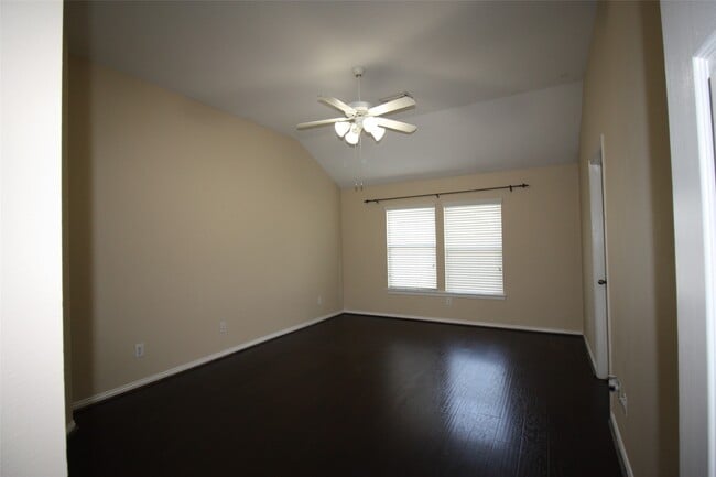 Building Photo - 7038 Cornflower Ln