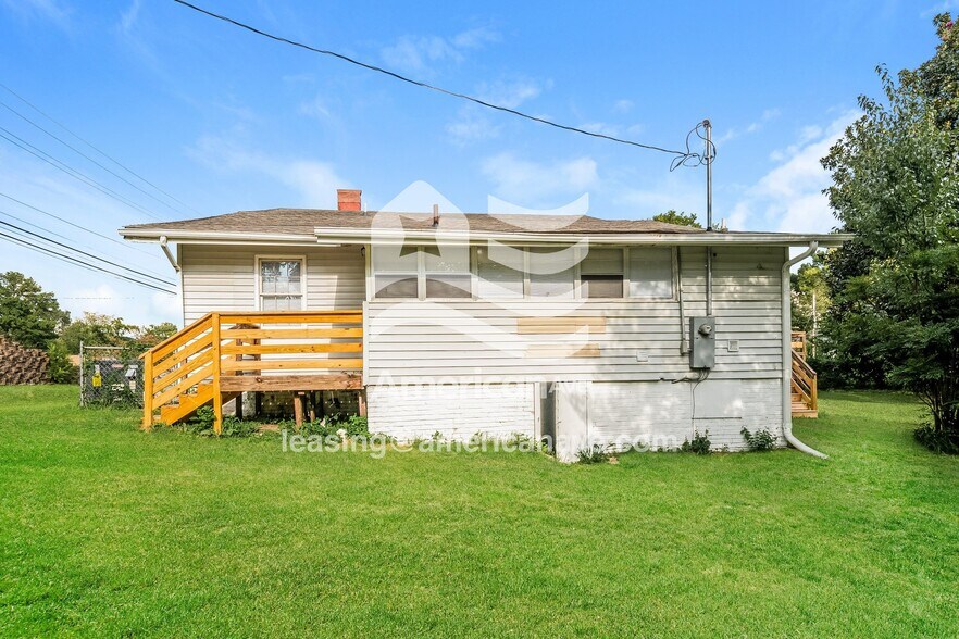 Building Photo - 1762 Linthicum St