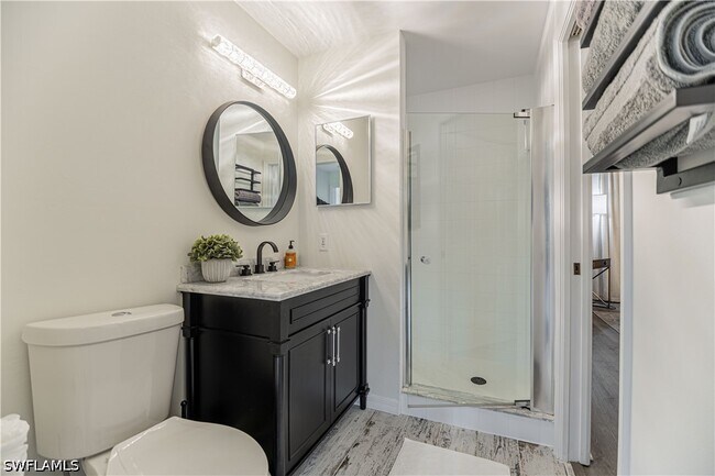 Building Photo - 992 Woodshire Ln