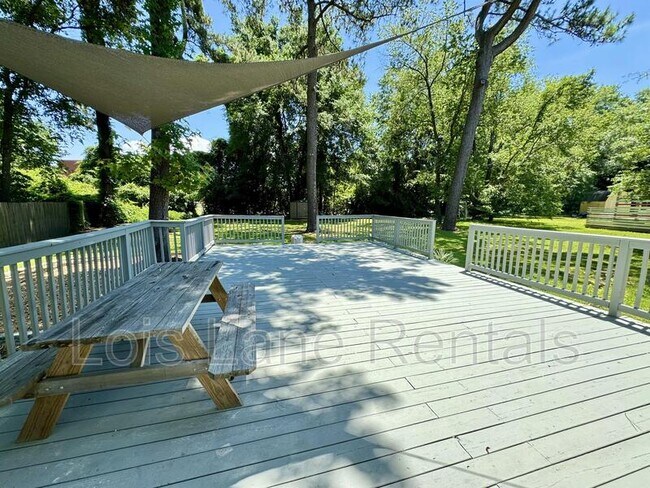 Building Photo - 978 Mooring Dr