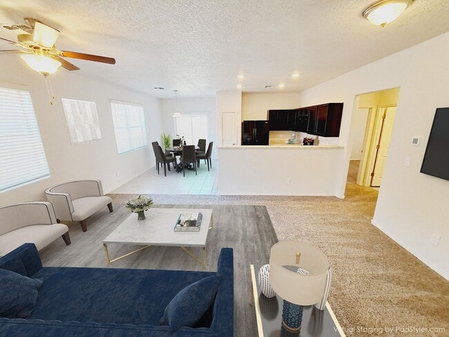 Building Photo - 4 bed 2 bath home in Huning Ranch! Newly Built