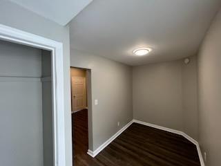 Building Photo - 1233 Eggert Rd