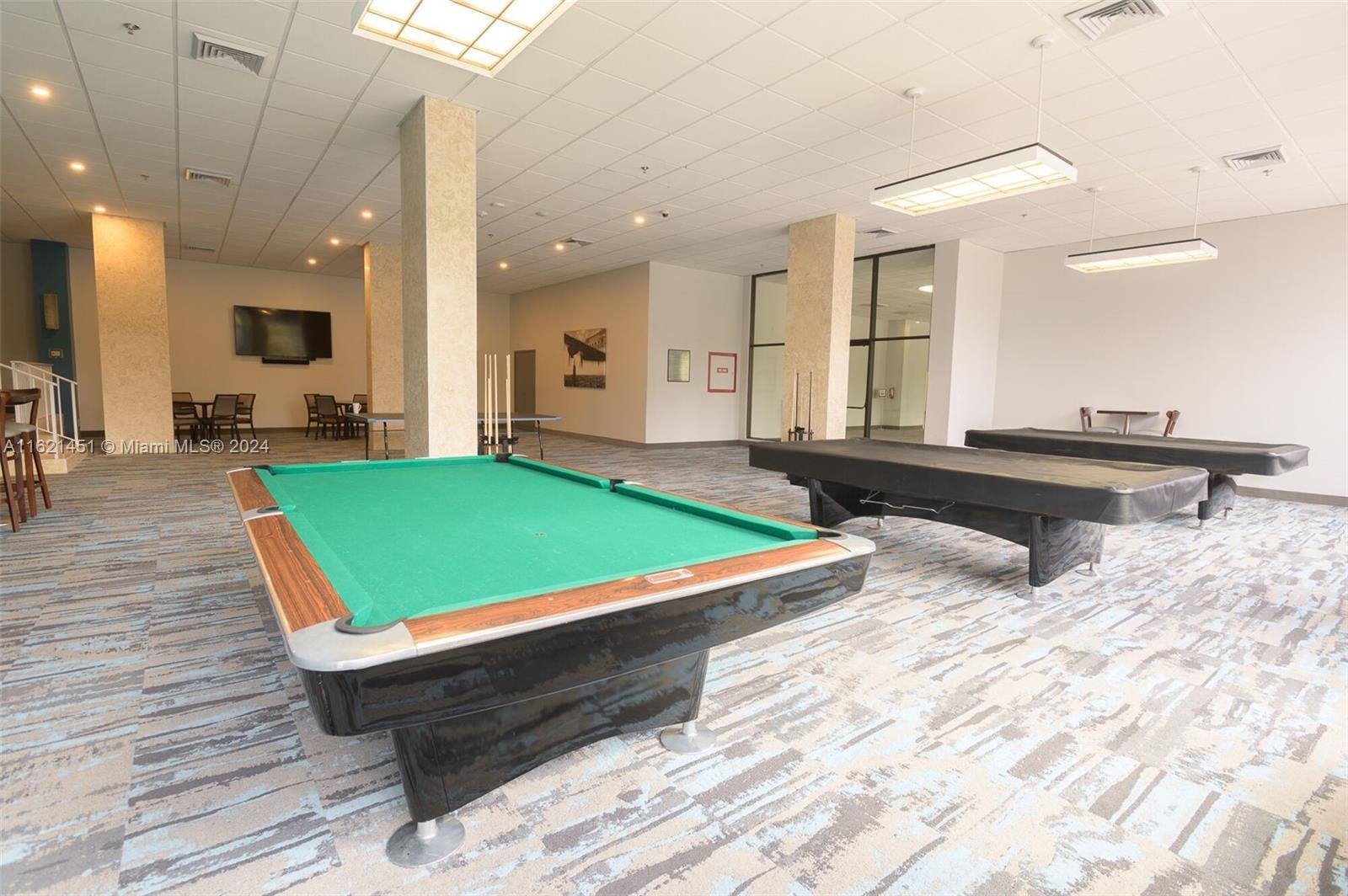 Amenities - 100 Bayview Dr