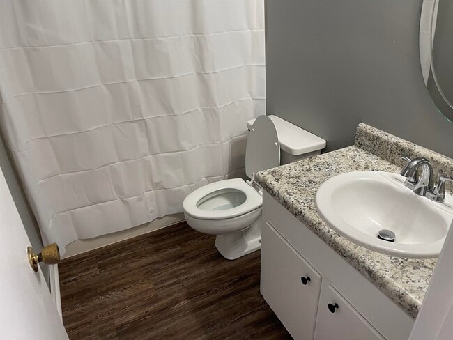 Building Photo - 2003 N Meridian Rd