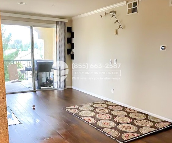 Building Photo - 38700 Tyson Ln