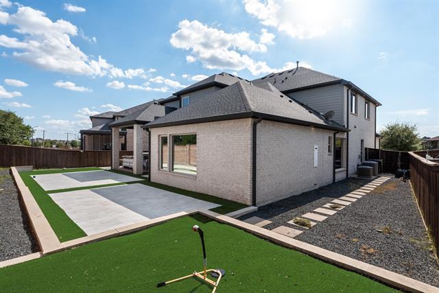 Building Photo - 5160 Statesman Ln