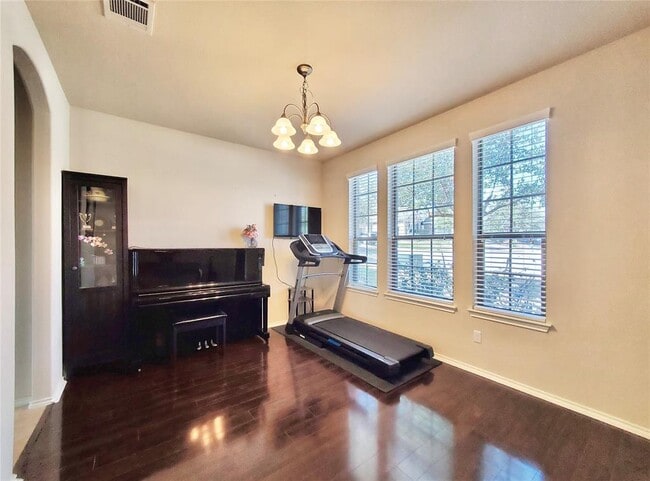 Building Photo - 1436 Lindo Dr