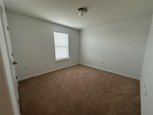 Building Photo - 2445 Beacon Landing Cir