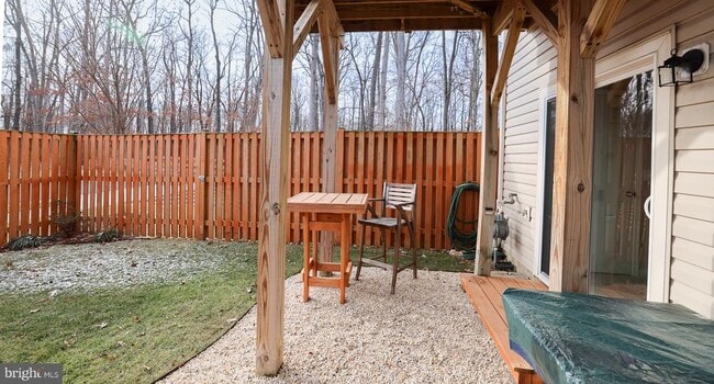 Building Photo - 111 Notions Ct