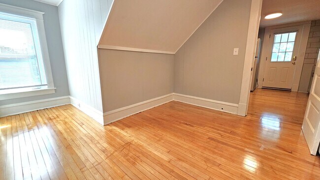 Building Photo - 93 North St