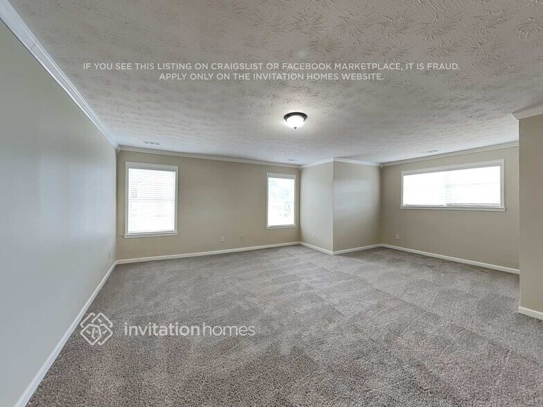 Building Photo - 3175 Gallery Walk