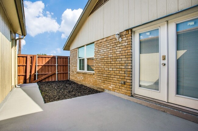 Building Photo - 4334 Leatherwood Ln