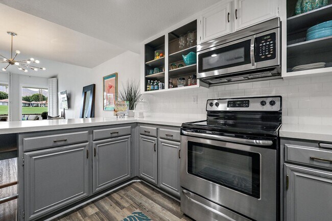 Building Photo - 27 Cll Encinitas