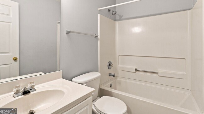 Building Photo - 3389 Lathenview Ct