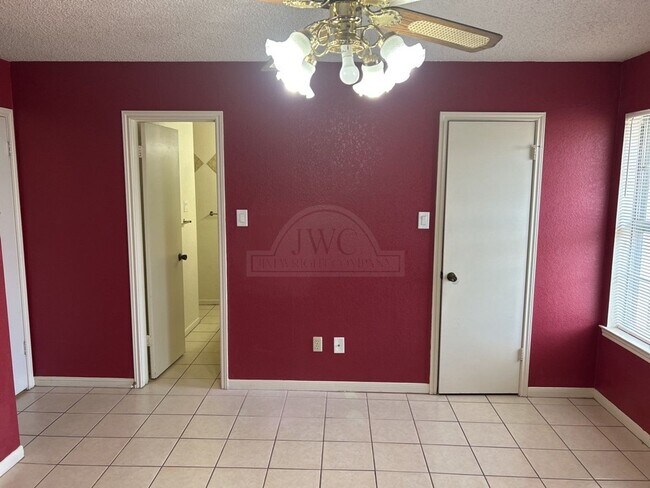 Building Photo - 2608 Jade Rd, Killeen