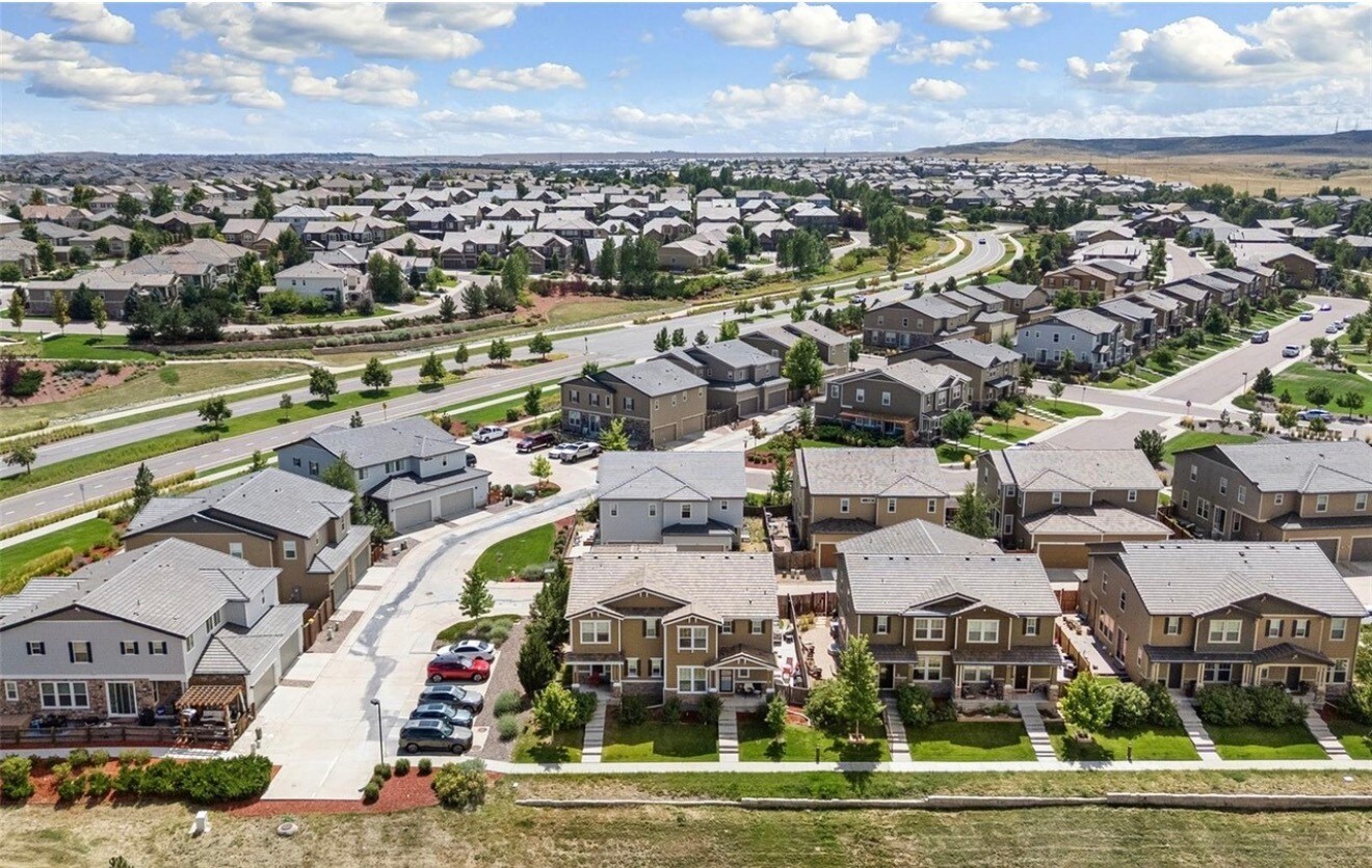 Building Photo - 9977 Hough Pt