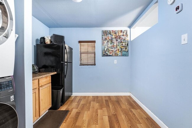 Building Photo - 4609 Gonzales St