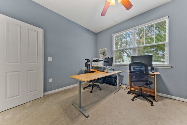 Building Photo - Corner Lot- Close to Disney- Four Bedroom Home for Rent