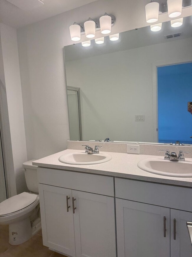 Building Photo - Artisan Lakes Townhome for rent