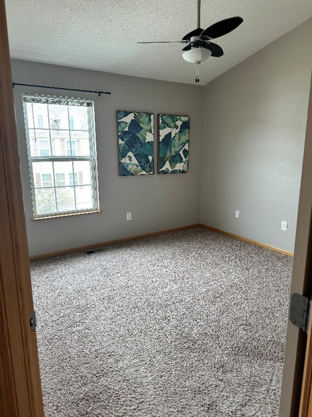 Building Photo - 3032 SW Arlan Ln