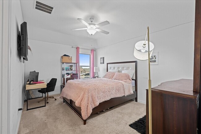 Building Photo - 13217 Ridings Dr