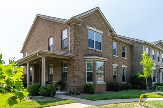 Building Photo - Beautiful Beaumont townhome – $3,000/Month