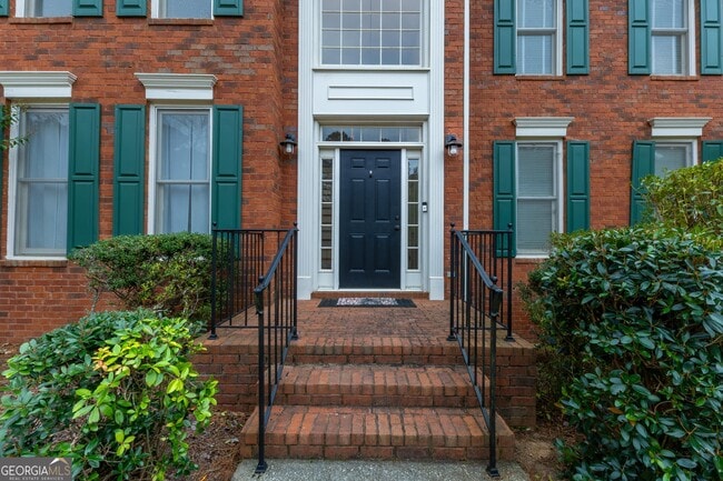 Building Photo - 100 Woodcrest Overlook