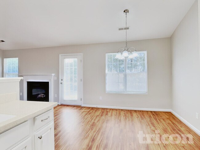 Building Photo - 285 Stone Meadow Ct