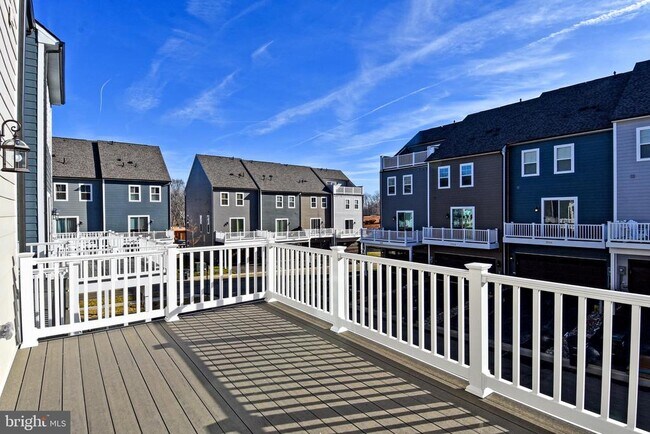 Building Photo - 1767 Hickory Wds Rd