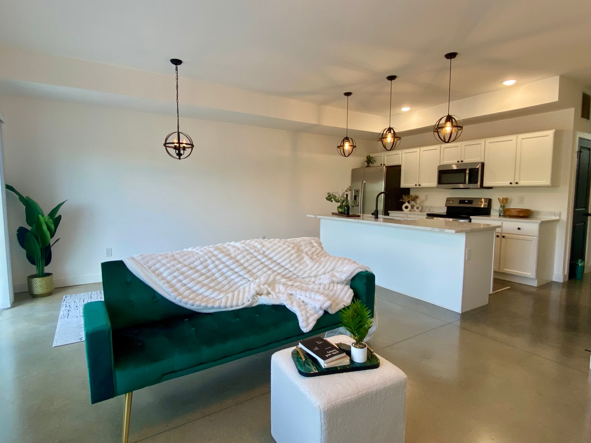 Building Photo - 3310 Stoneway Ct