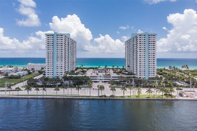 Building Photo - 1201 S Ocean Dr