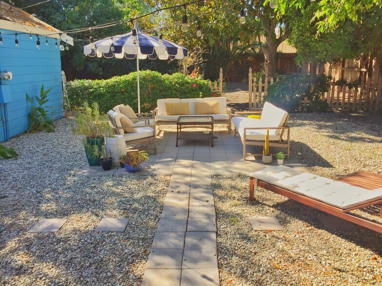 Back Yard - 849 N West Knoll Dr