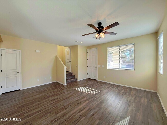 Building Photo - 1727 E Joseph Way