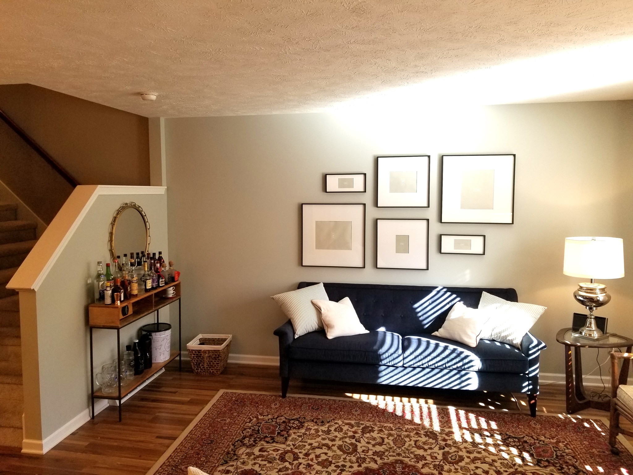 Sitting area - main floor - 923 Blodgett St SE