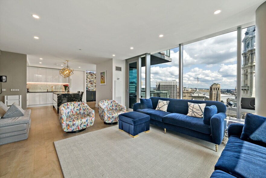 Living Room - 1414 S Penn Sq