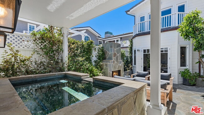 Building Photo - 30718 Pacific Coast Hwy