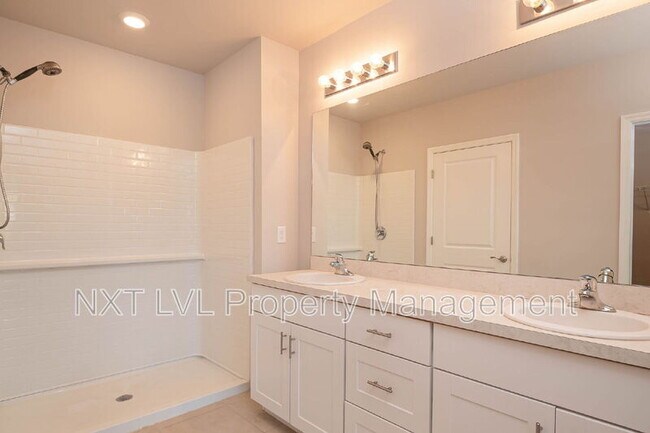 Building Photo - 18517 Cronin Sand Ln