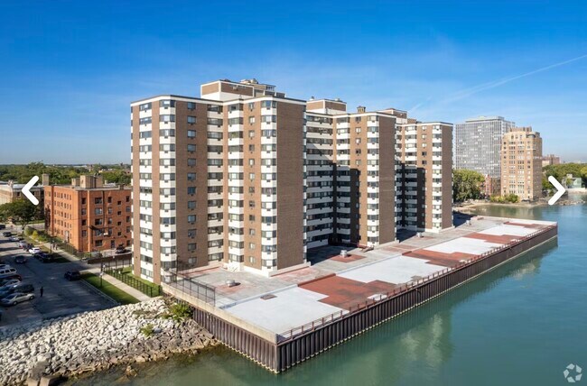Building Photo - Lake Terrace Condominiums