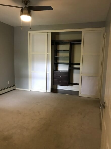 Building Photo - 3070 Lore Rd