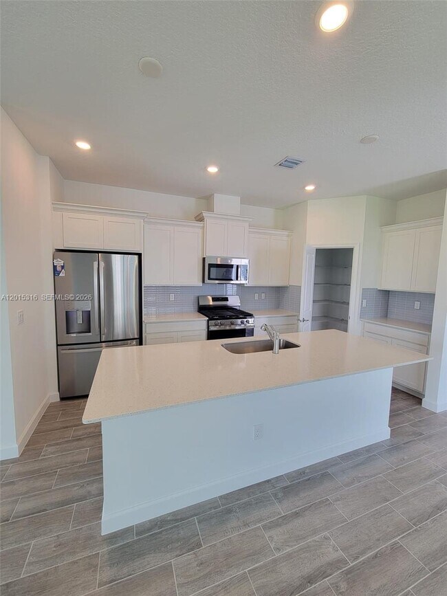 Building Photo - 1689 Whistlegrass Ln