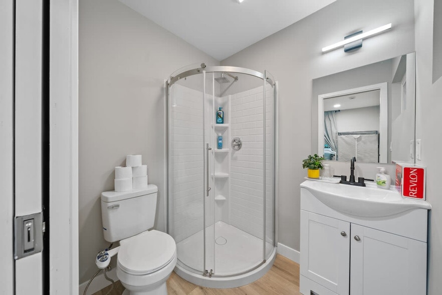 Building Photo - 9827 San Diego St