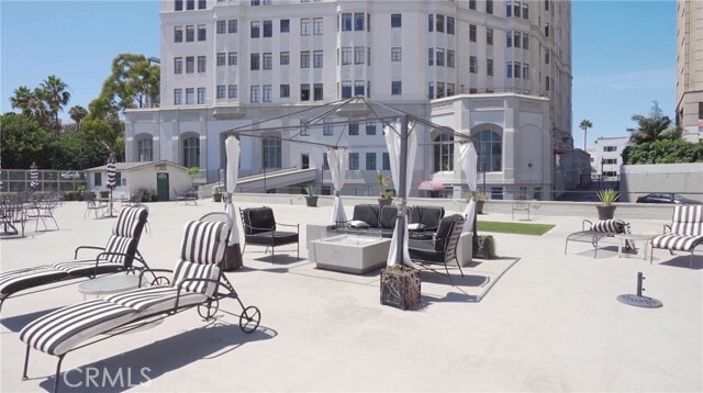 Building Photo - 800 E Ocean Blvd