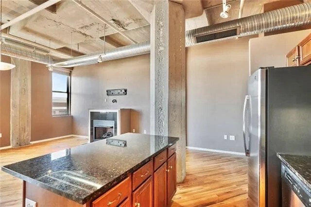 Building Photo - 2107 Grand Blvd